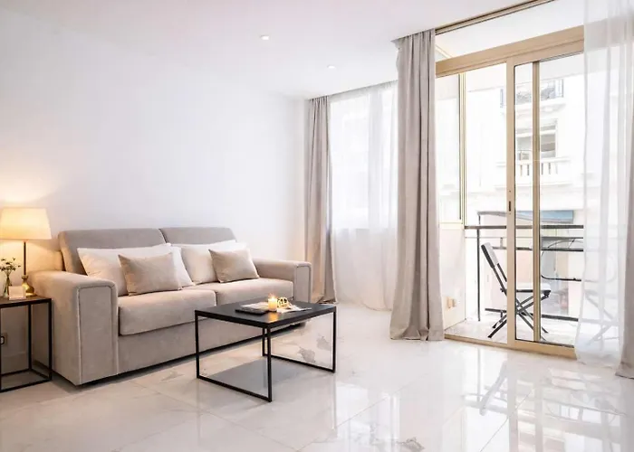 Modern Maubourg  élégance Et Prestige à Appartement *