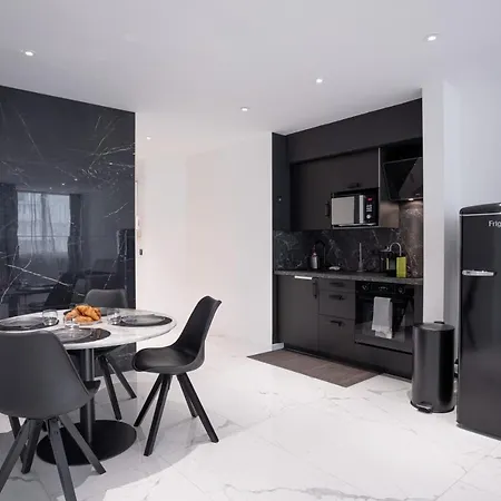 Modern Maubourg - 50m - Clim - Terrasse Cannes