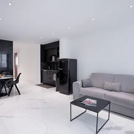 Modern Maubourg - 50m - Clim - Terrasse Cannes